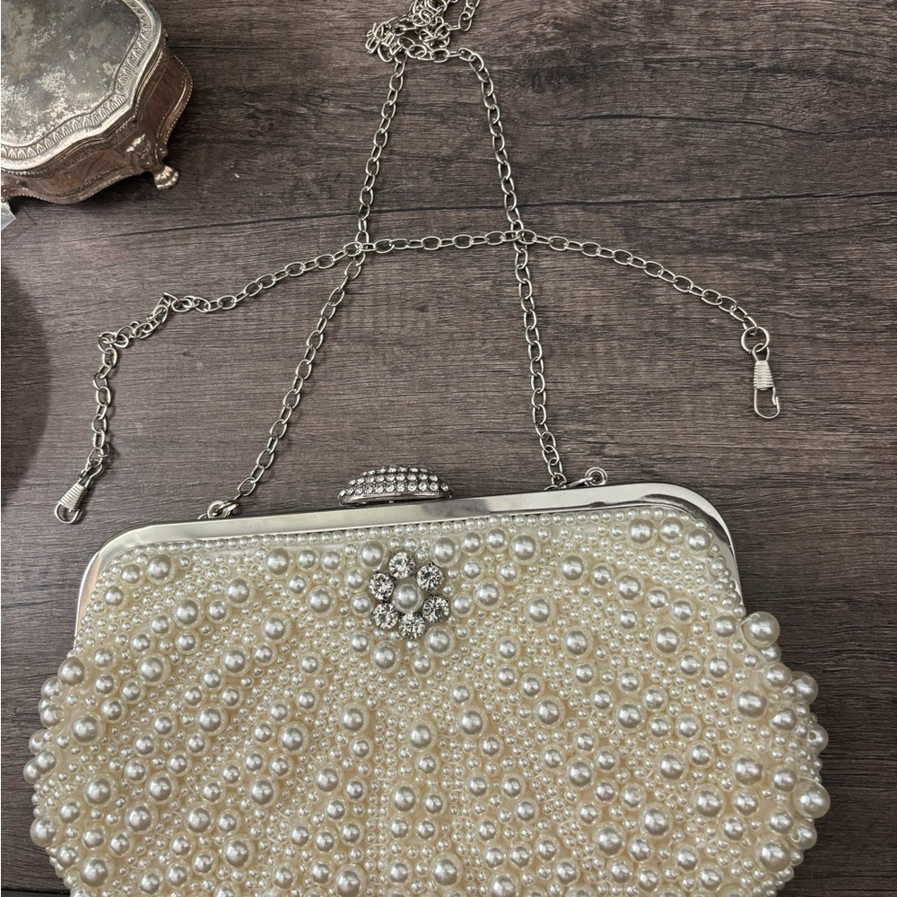 Elegant Evening Pearl Clutch Bag